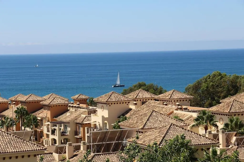 Apartamento En Elviria Con Vistas Al Mar Marbella Appartement