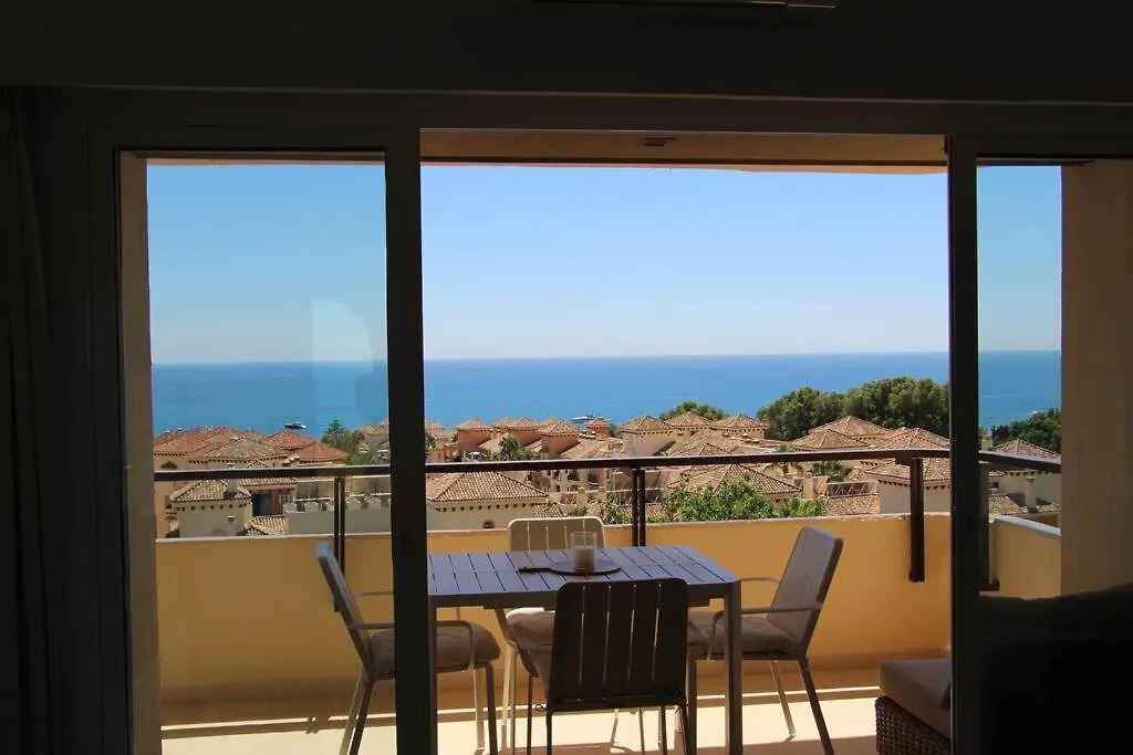 Apartamento En Elviria Con Vistas Al Mar Marbella