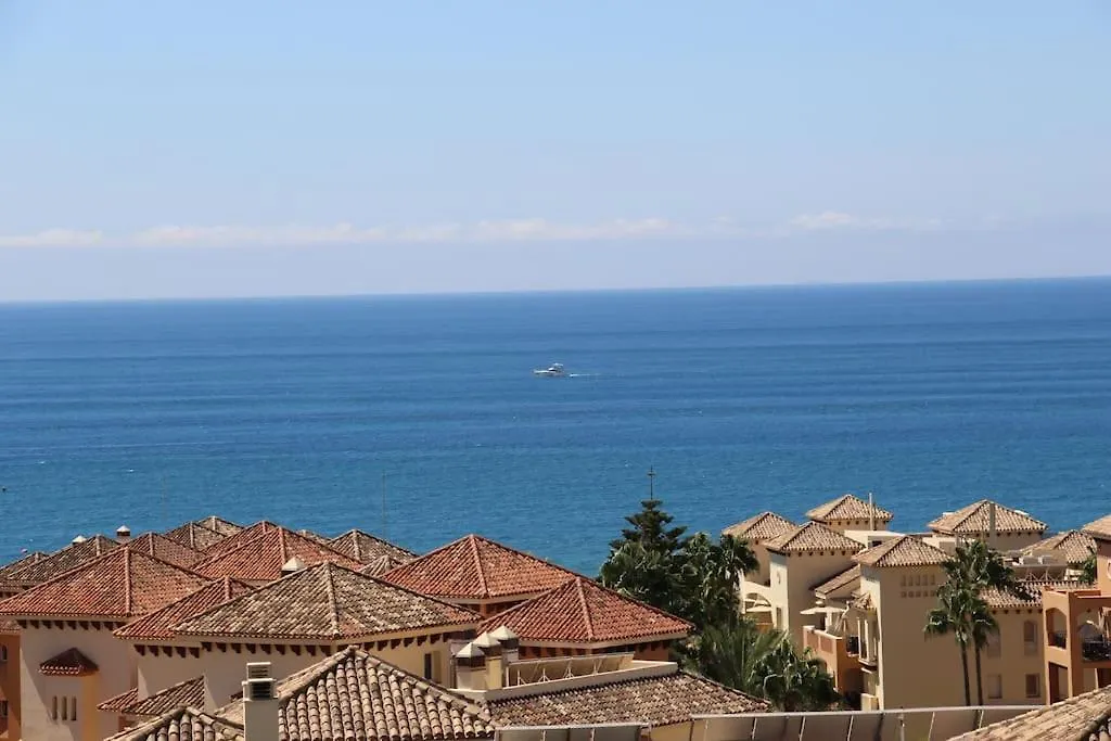 Apartamento En Elviria Con Vistas Al Mar Marbella Apartment