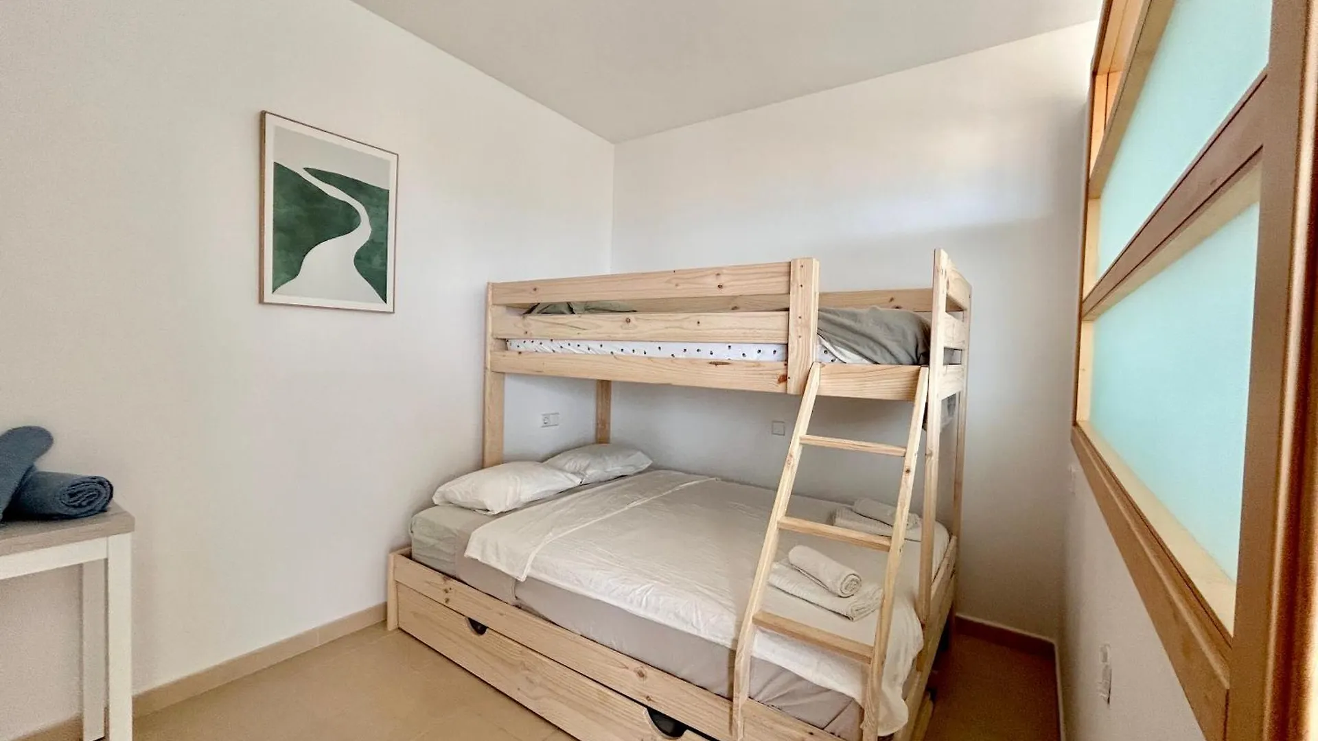 Apartamento En Elviria Con Vistas Al Mar マルベーリャ アパート
